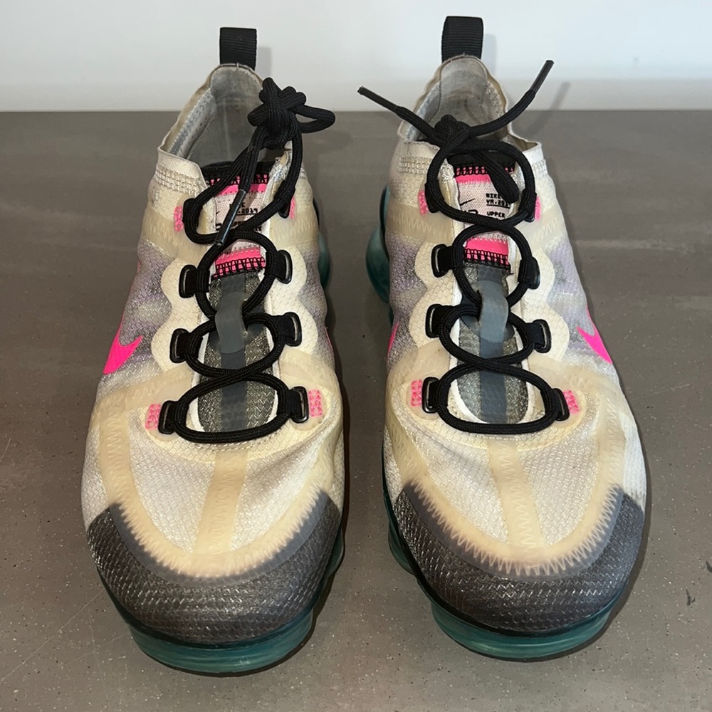 Multi color Vapor Max Women’s Sneaker